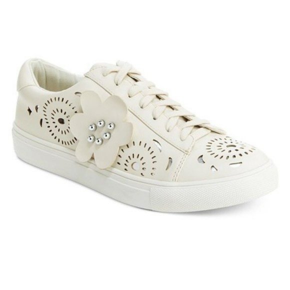 Nanette Lepore Shoes - Nanette Lepore Wesley Cream Sneakers Tie Up Laser Cut Silver Underlay - 9.5